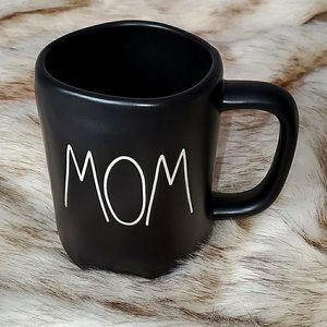 Rae Dunn MOM Mug Black